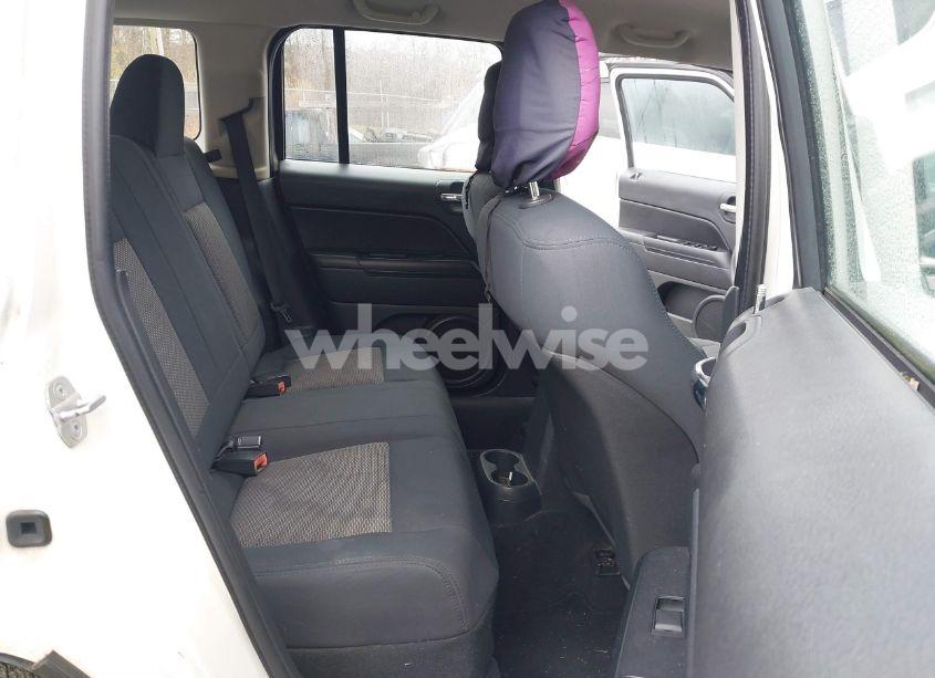 Photo 8 of 2010 Jeep Patriot SPORT (VIN 1J4NT2GB2AD529180)