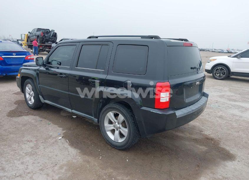Photo 3 of 2010 Jeep Patriot SPORT (VIN 1J4NT2GB3AD546036)
