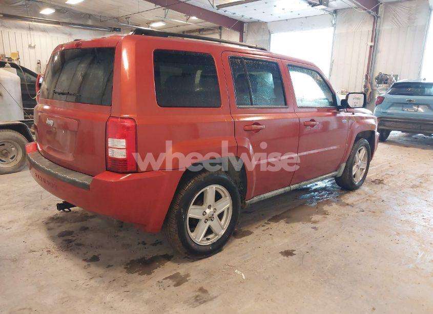 Photo 4 of 2010 Jeep Patriot SPORT/NORTH (VIN 1J4NT2GB3AD600015)