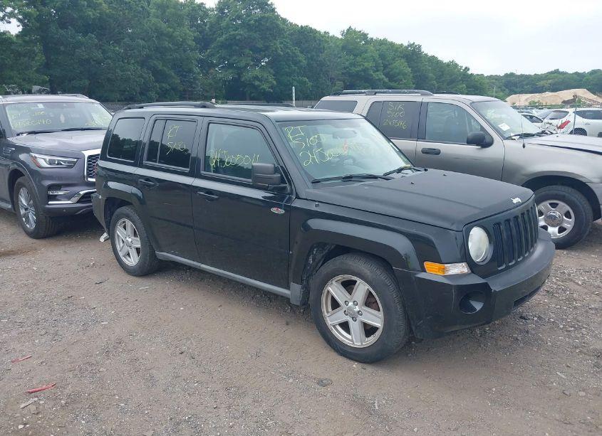 2010 Jeep Patriot SPORT/NORTH (VIN 1J4NT2GB4AD655587) main photo
