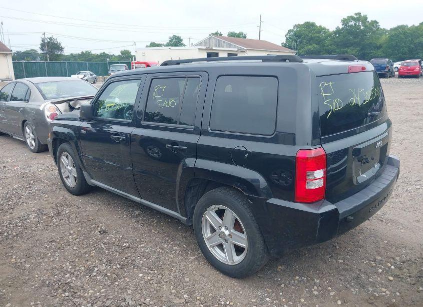 Photo 3 of 2010 Jeep Patriot SPORT/NORTH (VIN 1J4NT2GB4AD655587)