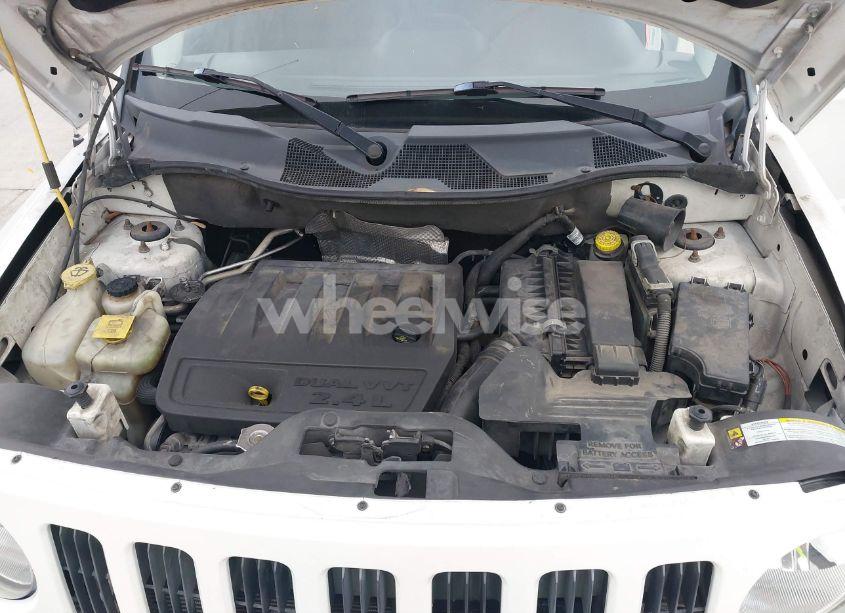 Photo 10 of 2010 Jeep Patriot SPORT (VIN 1J4NT2GB5AD558415)