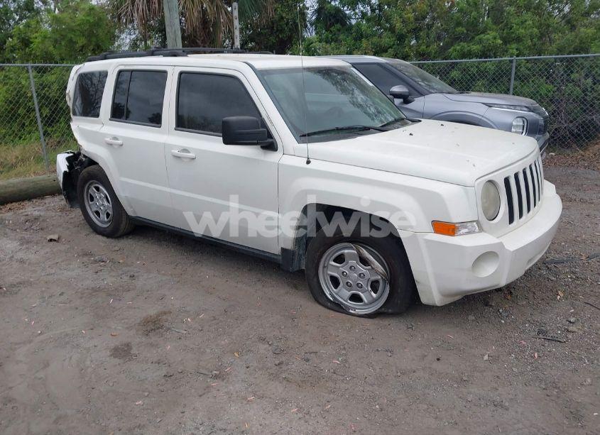 2010 Jeep Patriot SPORT (VIN 1J4NT2GB5AD617026) main photo