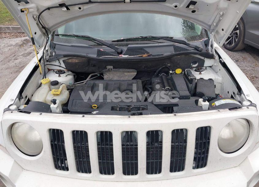 Photo 10 of 2010 Jeep Patriot SPORT (VIN 1J4NT2GB5AD617026)