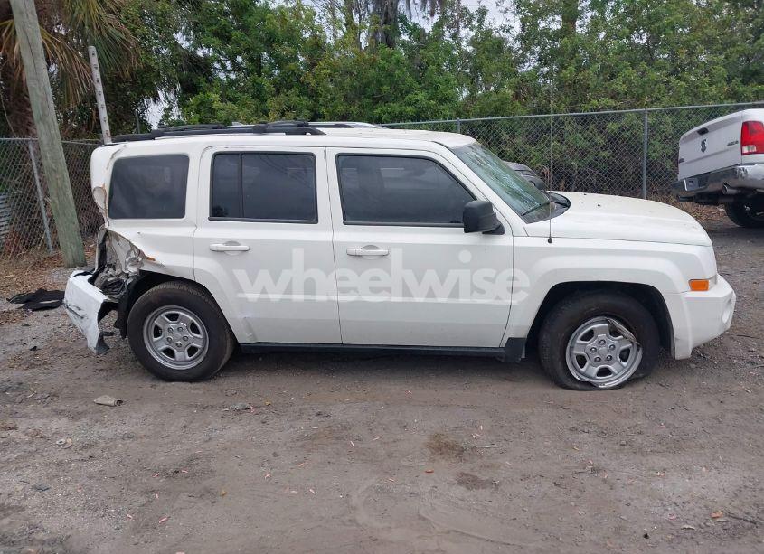 Photo 13 of 2010 Jeep Patriot SPORT (VIN 1J4NT2GB5AD617026)