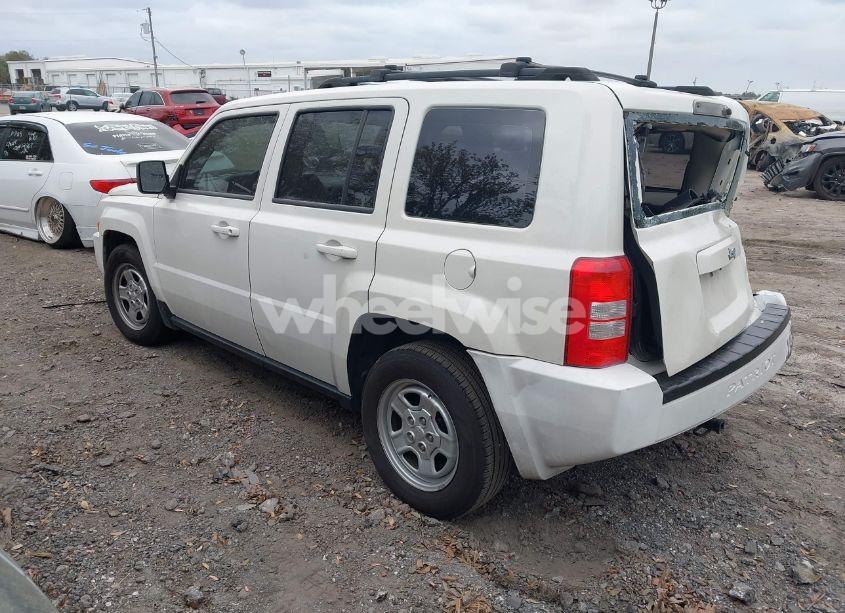 Photo 3 of 2010 Jeep Patriot SPORT (VIN 1J4NT2GB5AD617026)