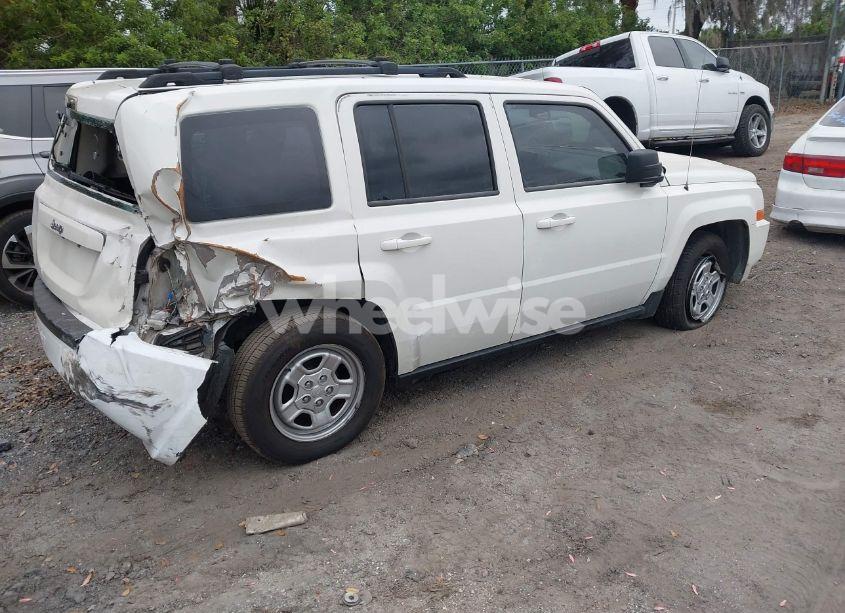 Photo 4 of 2010 Jeep Patriot SPORT (VIN 1J4NT2GB5AD617026)