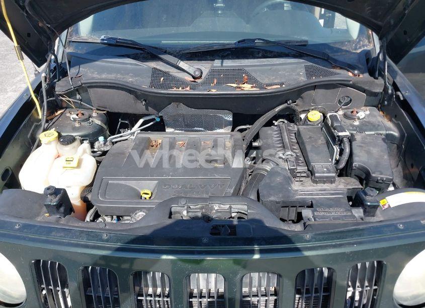 Photo 10 of 2010 Jeep Patriot SPORT (VIN 1J4NT2GB6AD573277)