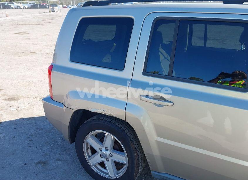 Photo 13 of 2010 Jeep Patriot SPORT/NORTH (VIN 1J4NT2GB7AD514867)