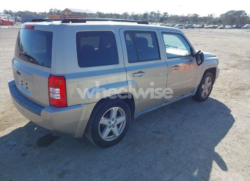 Photo 4 of 2010 Jeep Patriot SPORT/NORTH (VIN 1J4NT2GB7AD514867)