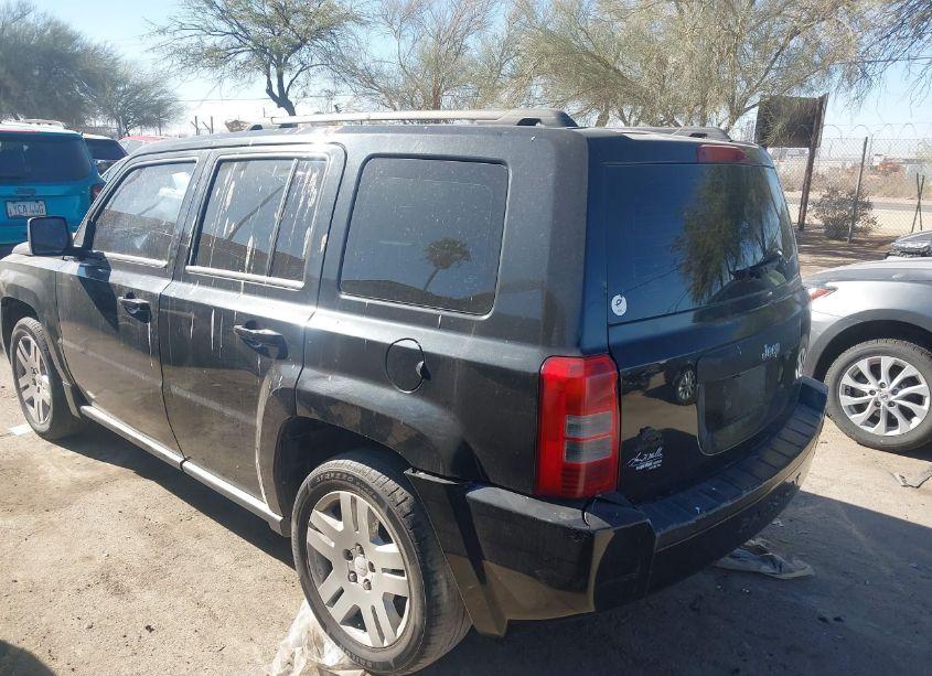 Photo 3 of 2010 Jeep Patriot SPORT (VIN 1J4NT2GBXAD659532)