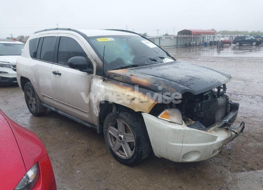 2010 Jeep Compass SPORT (VIN 1J4NT4FB9AD553974) main photo