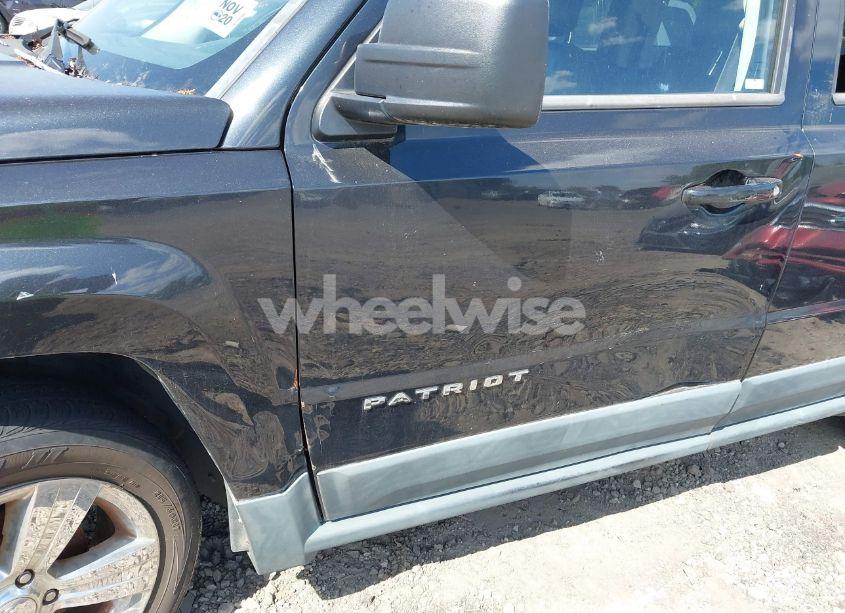 Photo 12 of 2011 Jeep Patriot LATITUDE X (VIN 1J4NT4GB0BD224628)