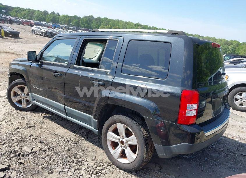 Photo 3 of 2011 Jeep Patriot LATITUDE X (VIN 1J4NT4GB0BD224628)