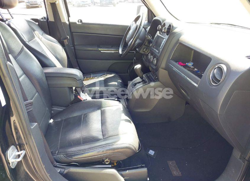 Photo 5 of 2011 Jeep Patriot LATITUDE X (VIN 1J4NT4GB0BD224628)