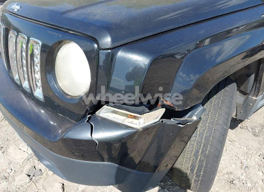 Photo 6 of 2011 Jeep Patriot LATITUDE X (VIN 1J4NT4GB0BD224628)