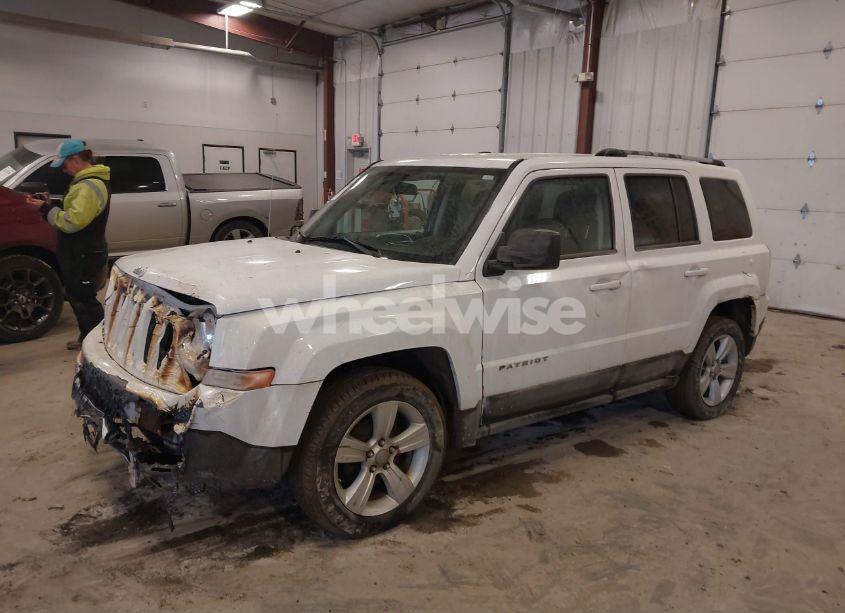 Photo 2 of 2011 Jeep Patriot LATITUDE X (VIN 1J4NT4GB4BD113113)
