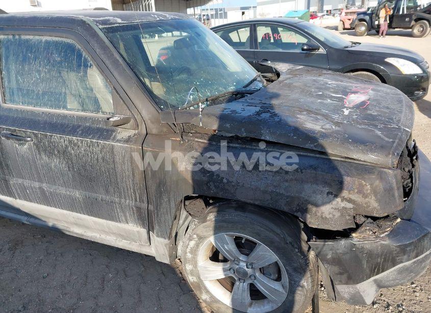 Photo 12 of 2011 Jeep Patriot LATITUDE X (VIN 1J4NT4GB7BD122825)