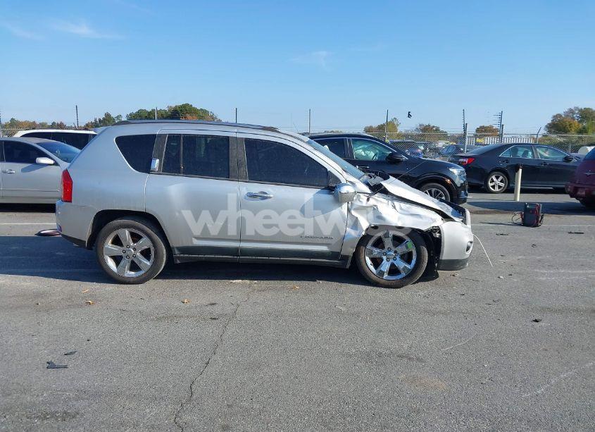 Photo 13 of 2011 Jeep Compass LIMITED (VIN 1J4NT5FB1BD290421)
