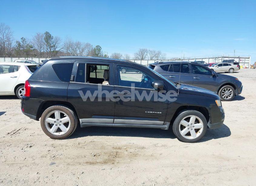 Photo 6 of 2011 Jeep Compass LIMITED (VIN 1J4NT5FB3BD139774)