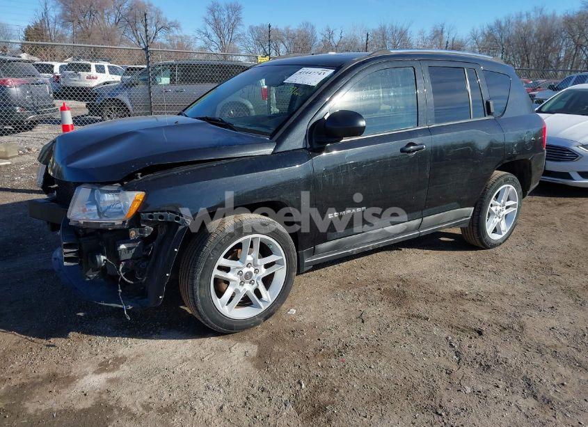 Photo 2 of 2011 Jeep Compass LIMITED (VIN 1J4NT5FB3BD139838)