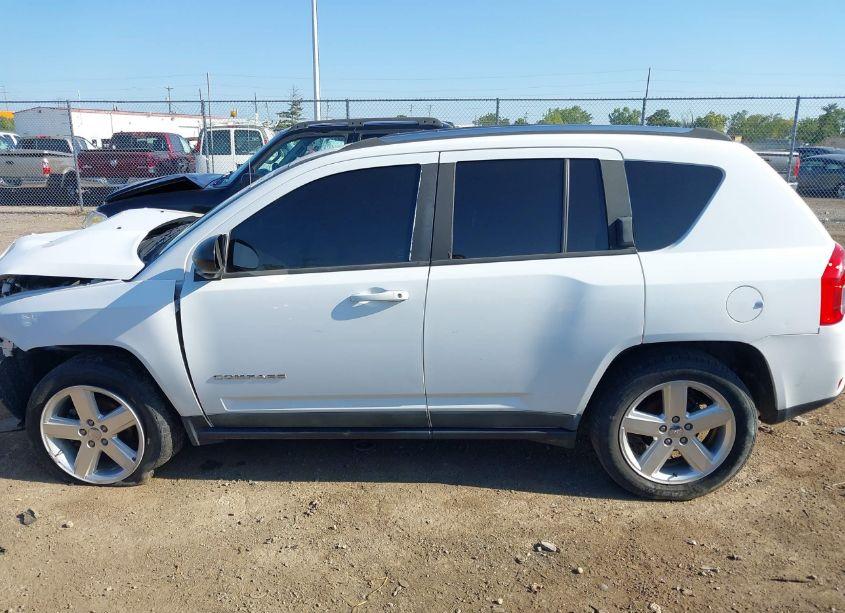 Photo 15 of 2011 Jeep Compass LIMITED (VIN 1J4NT5FBXBD288554)