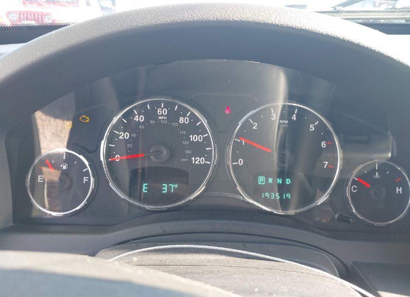 Photo 7 of 2010 Jeep Liberty SPORT (VIN 1J4PN2GK1AW155989)