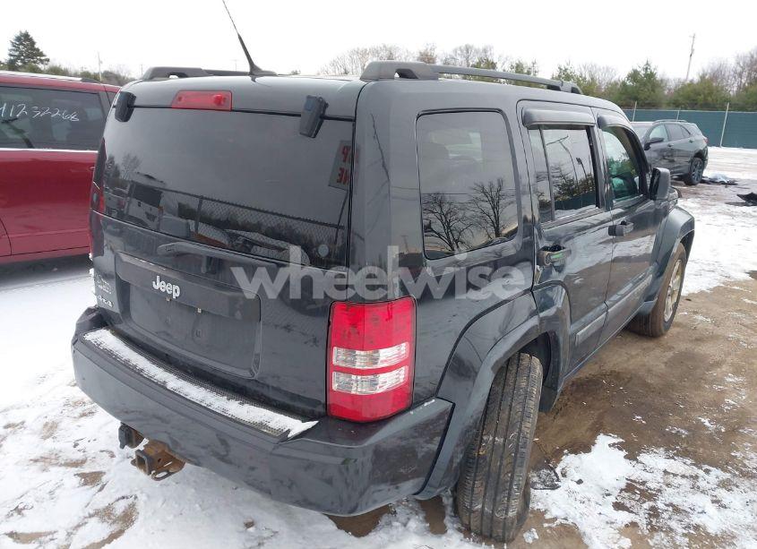 Photo 4 of 2011 Jeep Liberty SPORT (VIN 1J4PN2GK1BW527638)