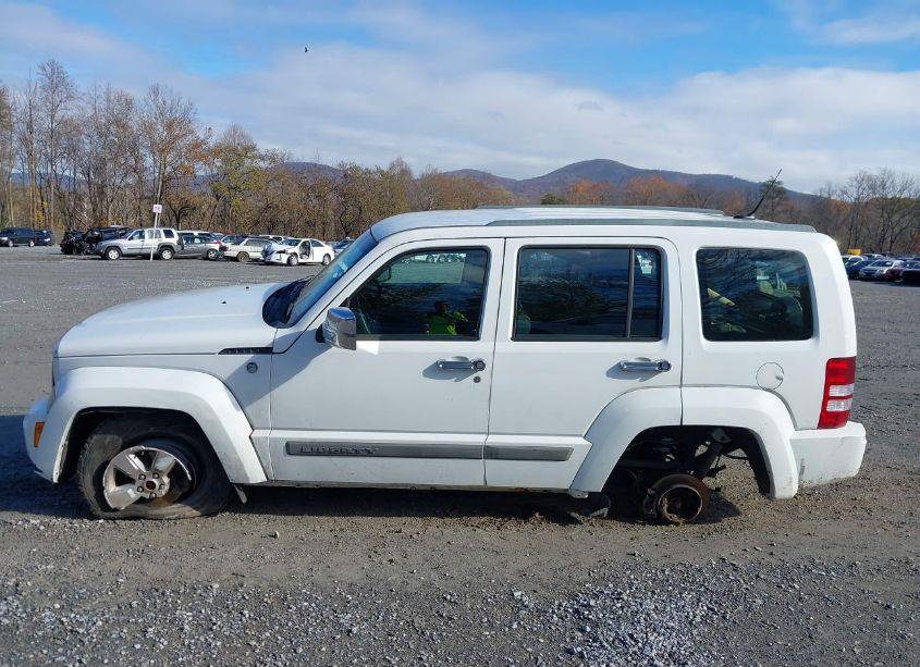 Photo 15 of 2011 Jeep Liberty SPORT (VIN 1J4PN2GK1BW534606)