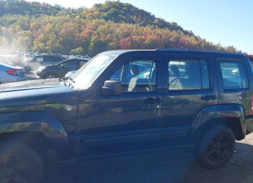 Photo 14 of 2011 Jeep Liberty SPORT (VIN 1J4PN2GK1BW567539)