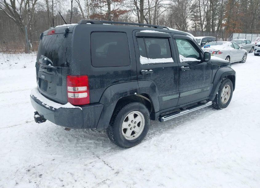 Photo 4 of 2010 Jeep Liberty SPORT (VIN 1J4PN2GK2AW115291)