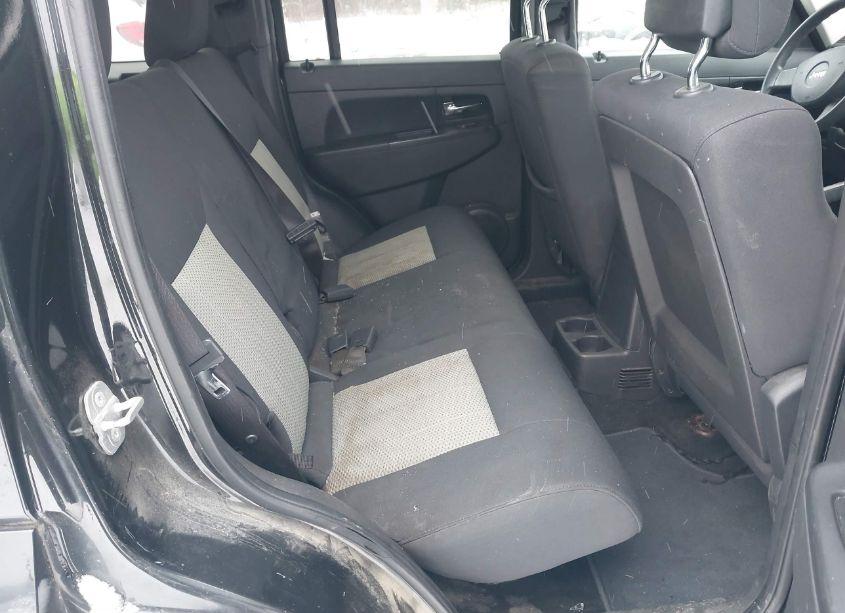 Photo 8 of 2010 Jeep Liberty SPORT (VIN 1J4PN2GK2AW115291)