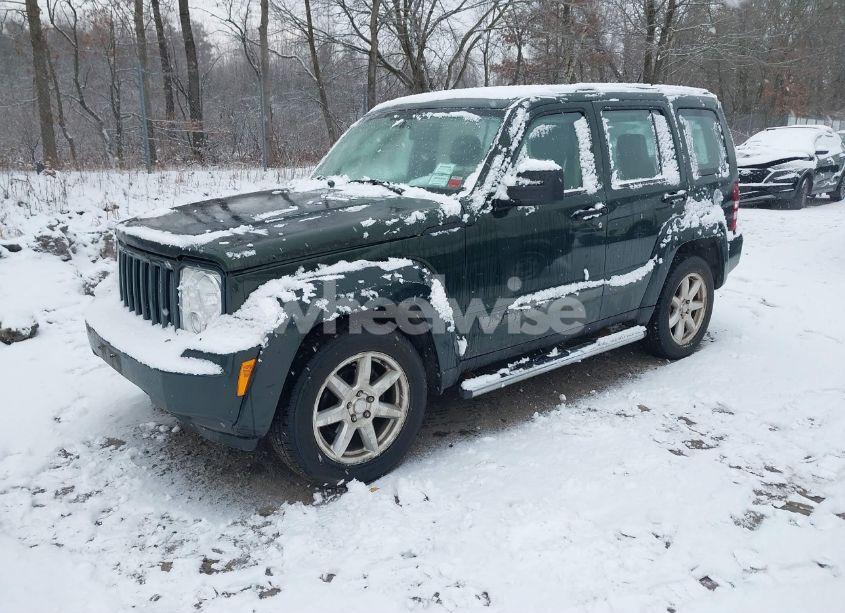 Photo 2 of 2010 Jeep Liberty SPORT (VIN 1J4PN2GK2AW135363)