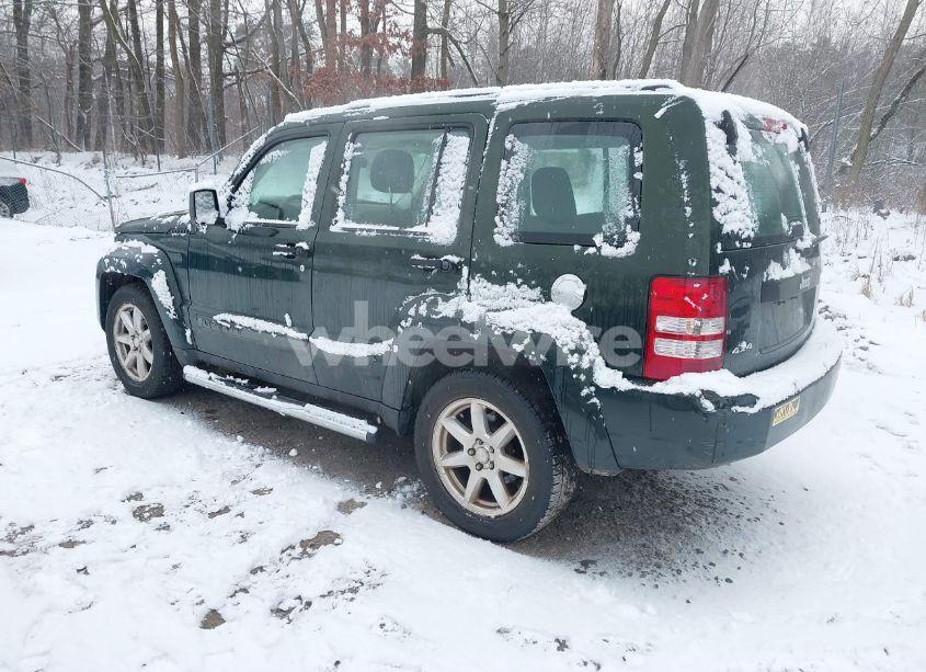 Photo 3 of 2010 Jeep Liberty SPORT (VIN 1J4PN2GK2AW135363)