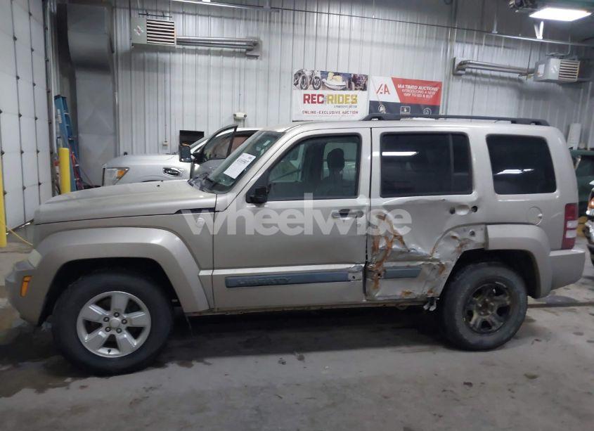 Photo 14 of 2010 Jeep Liberty SPORT (VIN 1J4PN2GK2AW164023)