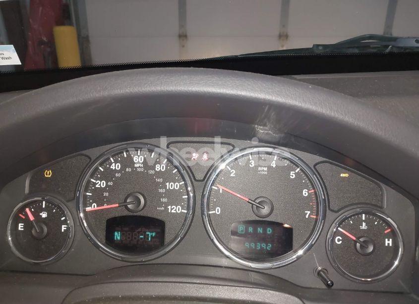 Photo 7 of 2010 Jeep Liberty SPORT (VIN 1J4PN2GK2AW164023)