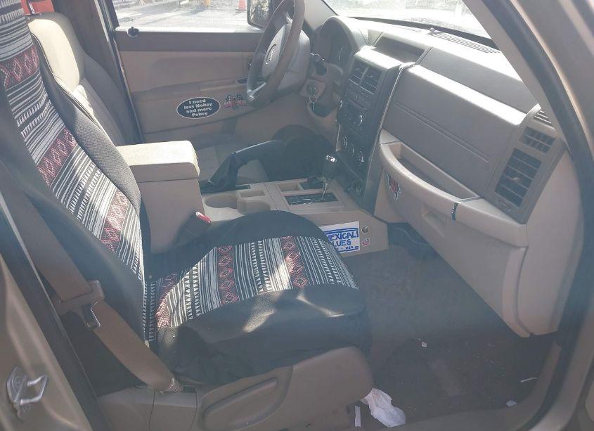 Photo 5 of 2010 Jeep Liberty SPORT (VIN 1J4PN2GK4AW123831)
