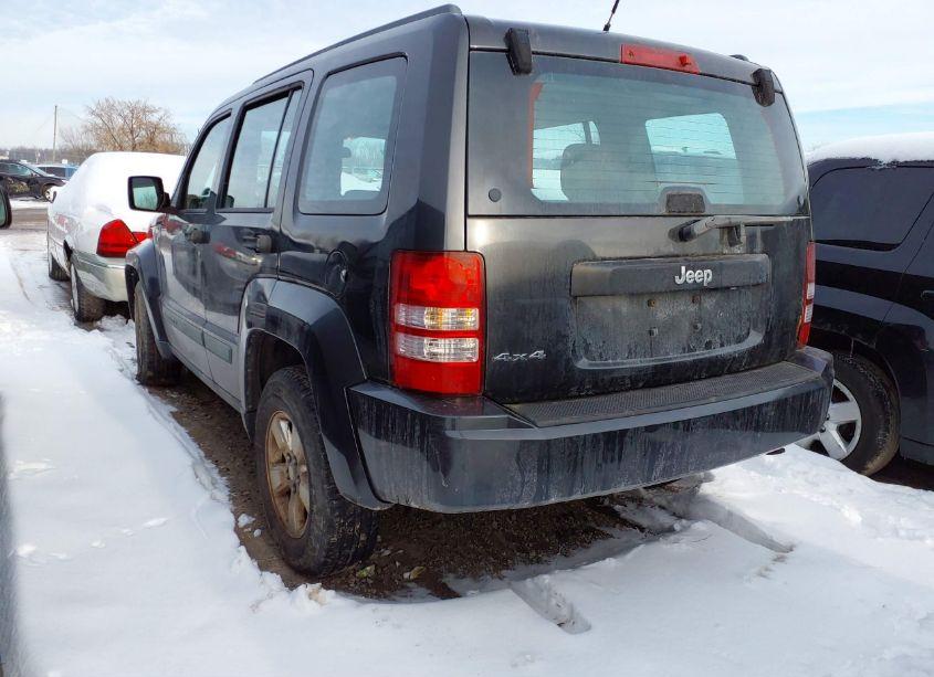 Photo 3 of 2010 Jeep Liberty SPORT (VIN 1J4PN2GK4AW136983)