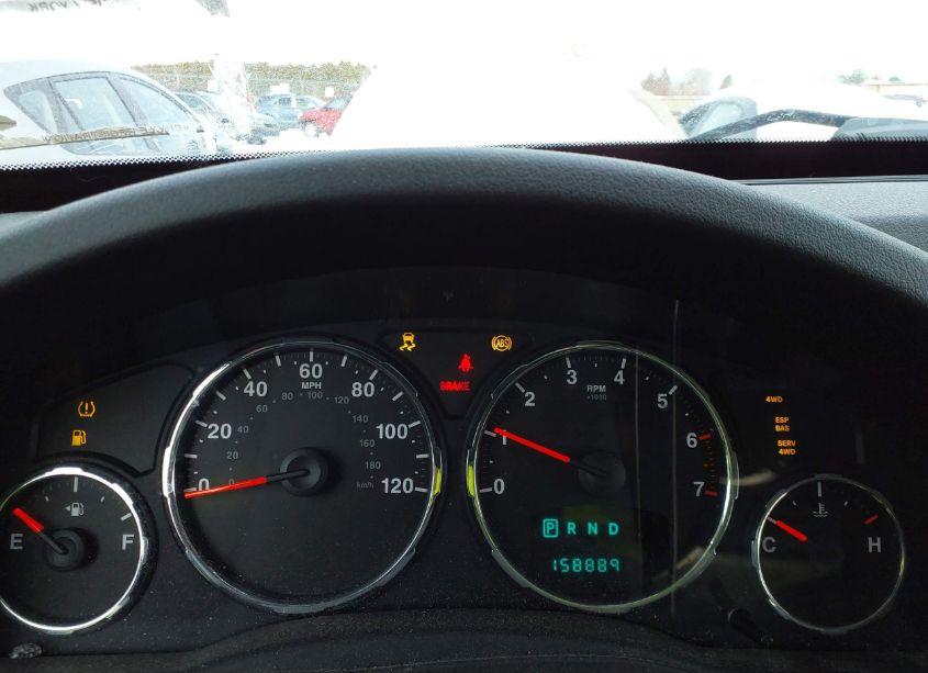 Photo 7 of 2010 Jeep Liberty SPORT (VIN 1J4PN2GK4AW136983)