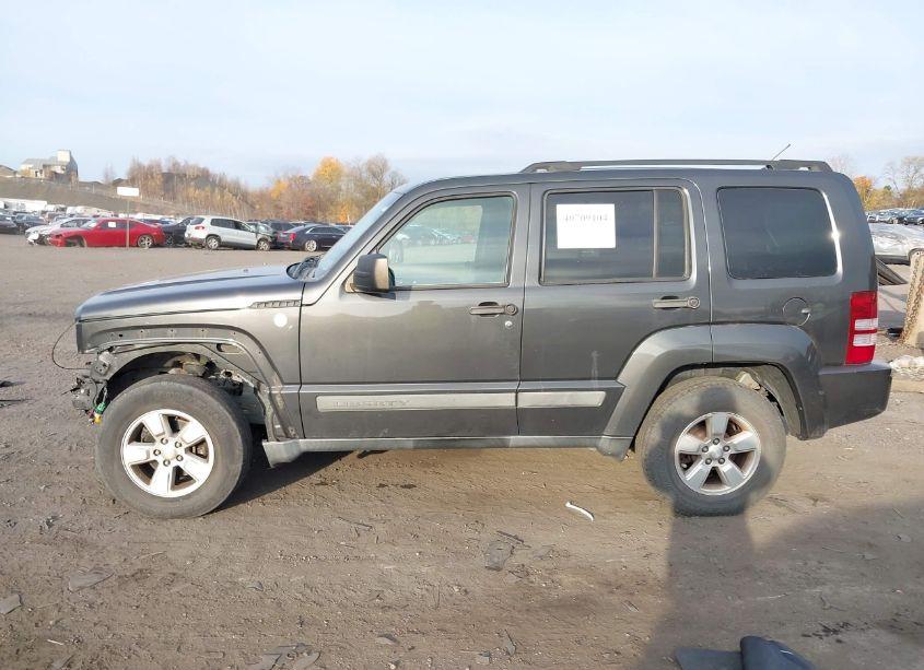 Photo 14 of 2011 Jeep Liberty SPORT (VIN 1J4PN2GK4BW585100)