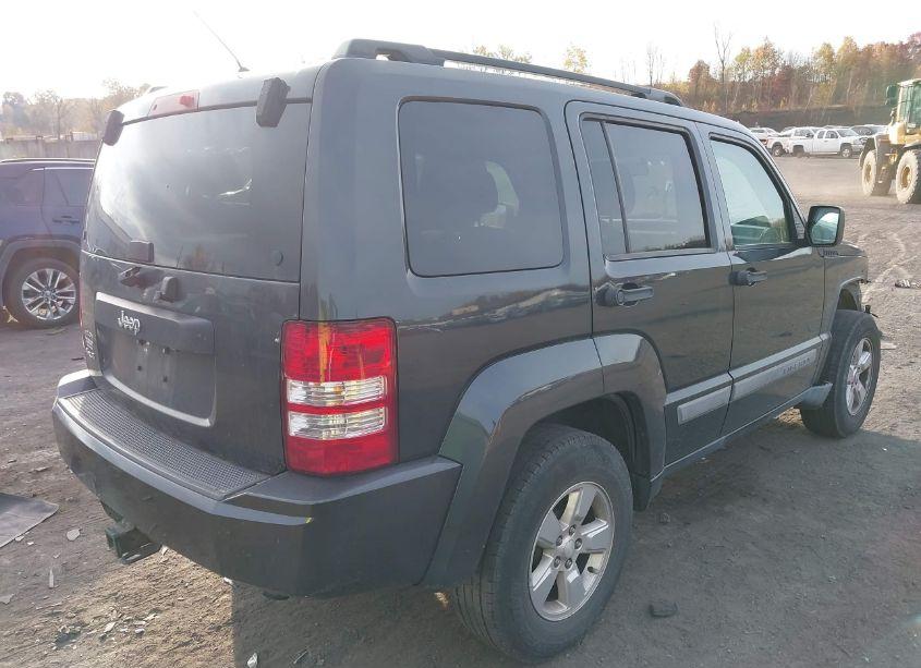 Photo 4 of 2011 Jeep Liberty SPORT (VIN 1J4PN2GK4BW585100)