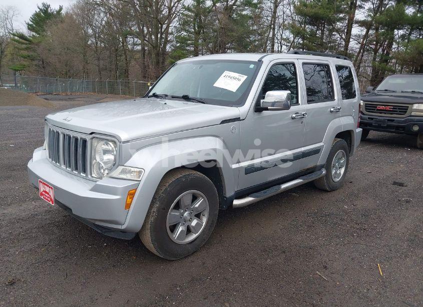 Photo 2 of 2010 Jeep Liberty SPORT (VIN 1J4PN2GK5AW116693)