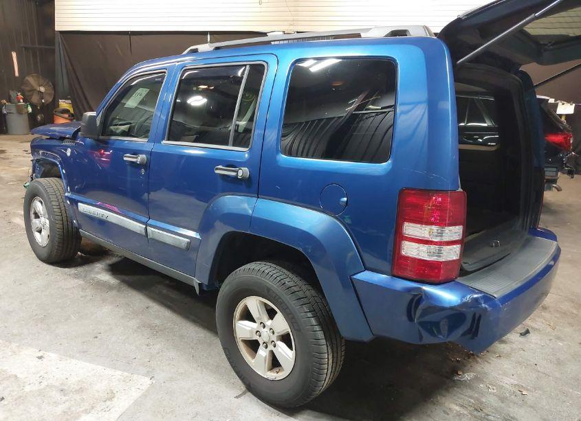Photo 3 of 2010 Jeep Liberty SPORT (VIN 1J4PN2GK5AW116788)