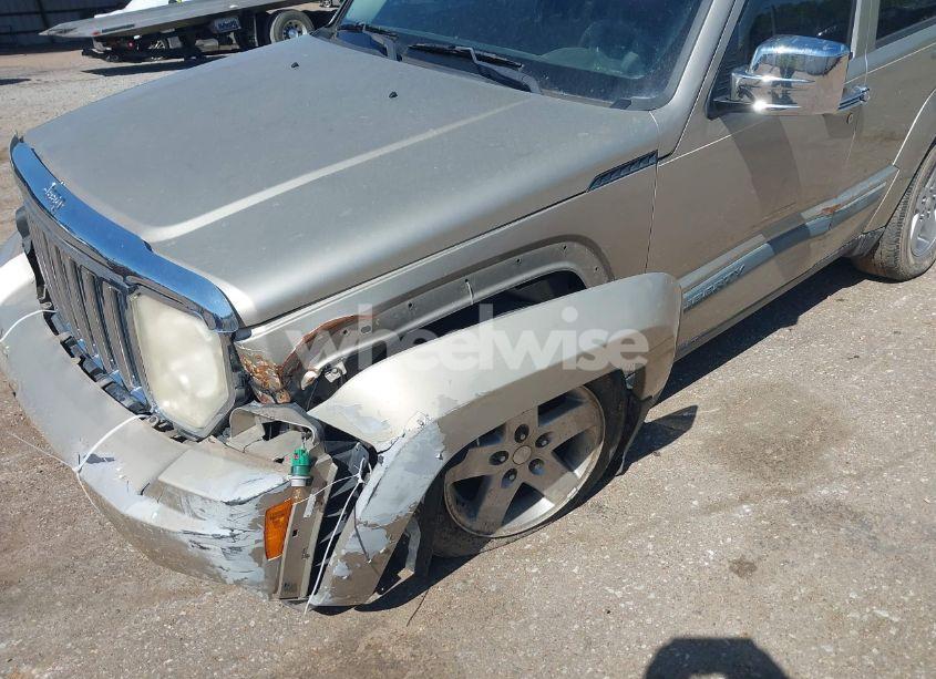 Photo 12 of 2010 Jeep Liberty SPORT (VIN 1J4PN2GK5AW161603)