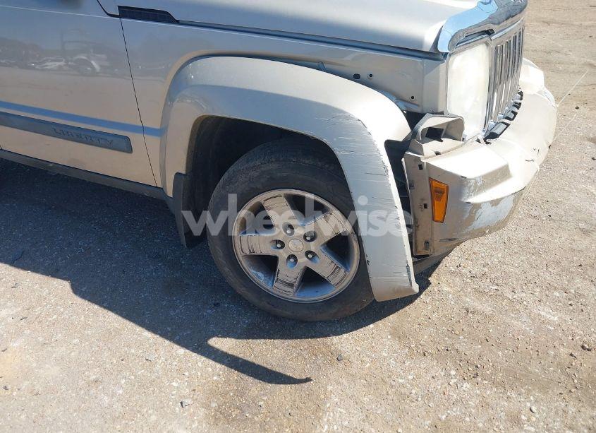 Photo 13 of 2010 Jeep Liberty SPORT (VIN 1J4PN2GK5AW161603)