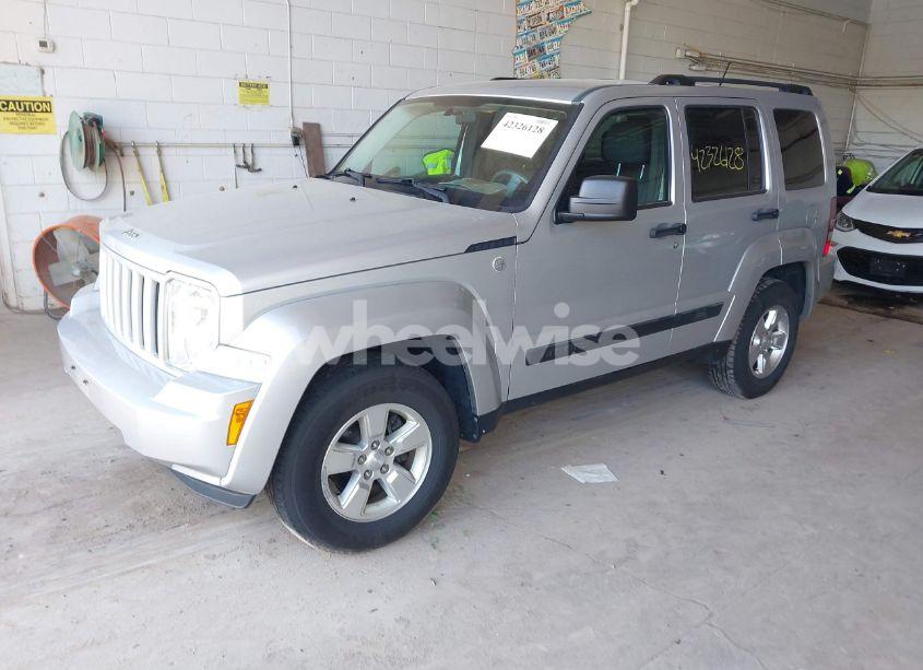 Photo 2 of 2010 Jeep Liberty SPORT (VIN 1J4PN2GK5AW166803)