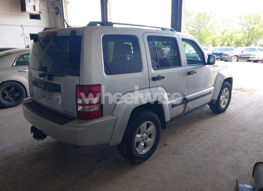 Photo 4 of 2010 Jeep Liberty SPORT (VIN 1J4PN2GK5AW166803)