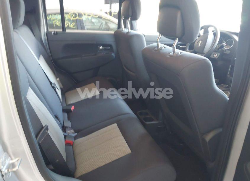 Photo 8 of 2010 Jeep Liberty SPORT (VIN 1J4PN2GK5AW166803)