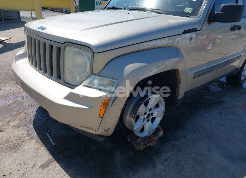 Photo 6 of 2011 Jeep Liberty SPORT (VIN 1J4PN2GK5BW533281)