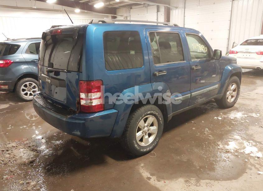 Photo 4 of 2010 Jeep Liberty SPORT (VIN 1J4PN2GK6AW115763)